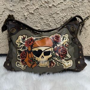 ☠️ Isabella Fiore skull purse